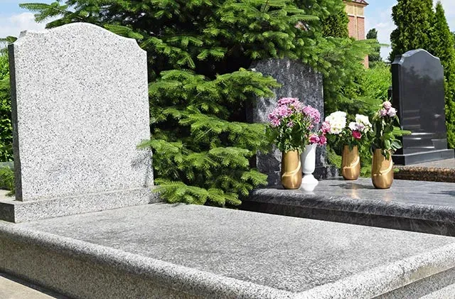 Monuments funéraires